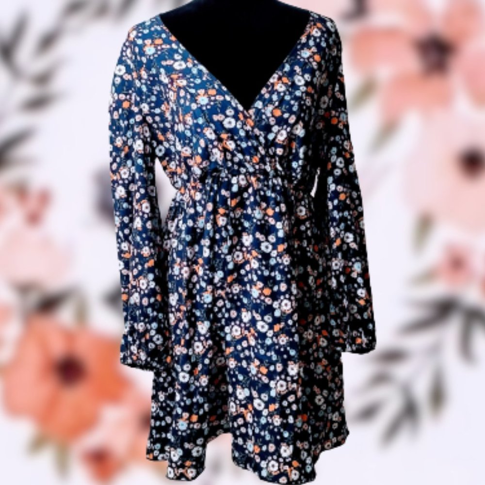 🆕Boho Floral Print Long Sleeve Dress sizes M & L - Picture 3 of 12